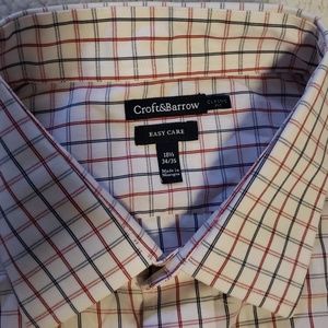 Croft & Barrow Shirt Classic Fit.